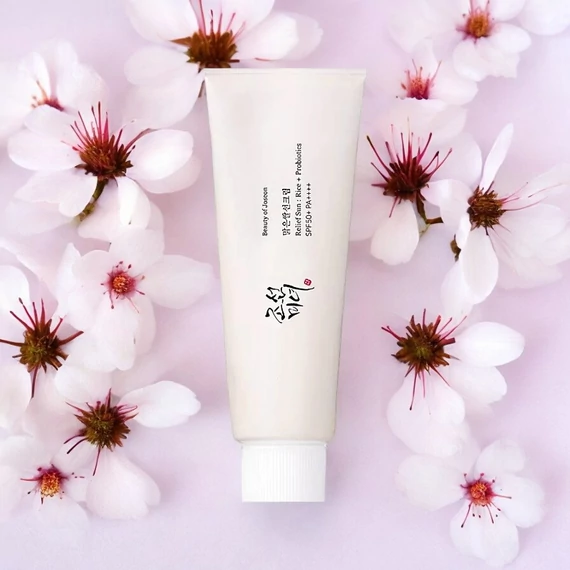 Beauty of Joseon Relief Sun Rice Probiotics Fényvédő 50ml virágokkal