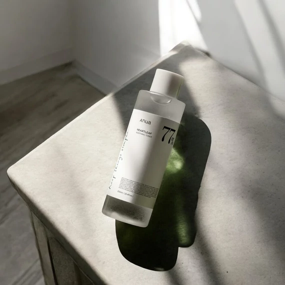 Anua - Heartleaf 77 Soothing Tonik 250ml virágokkal