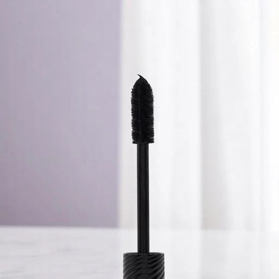 Luxelux - Long Lasting Mascara - Vízálló szempillaspirál